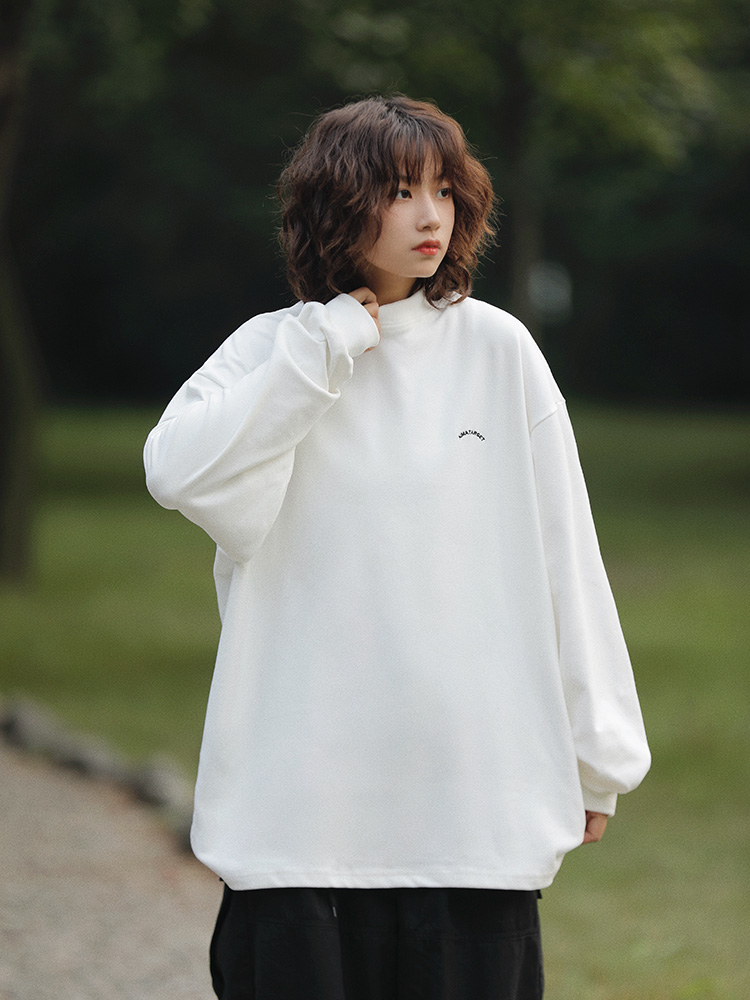日系复古材质德绒半高领打底卫衣