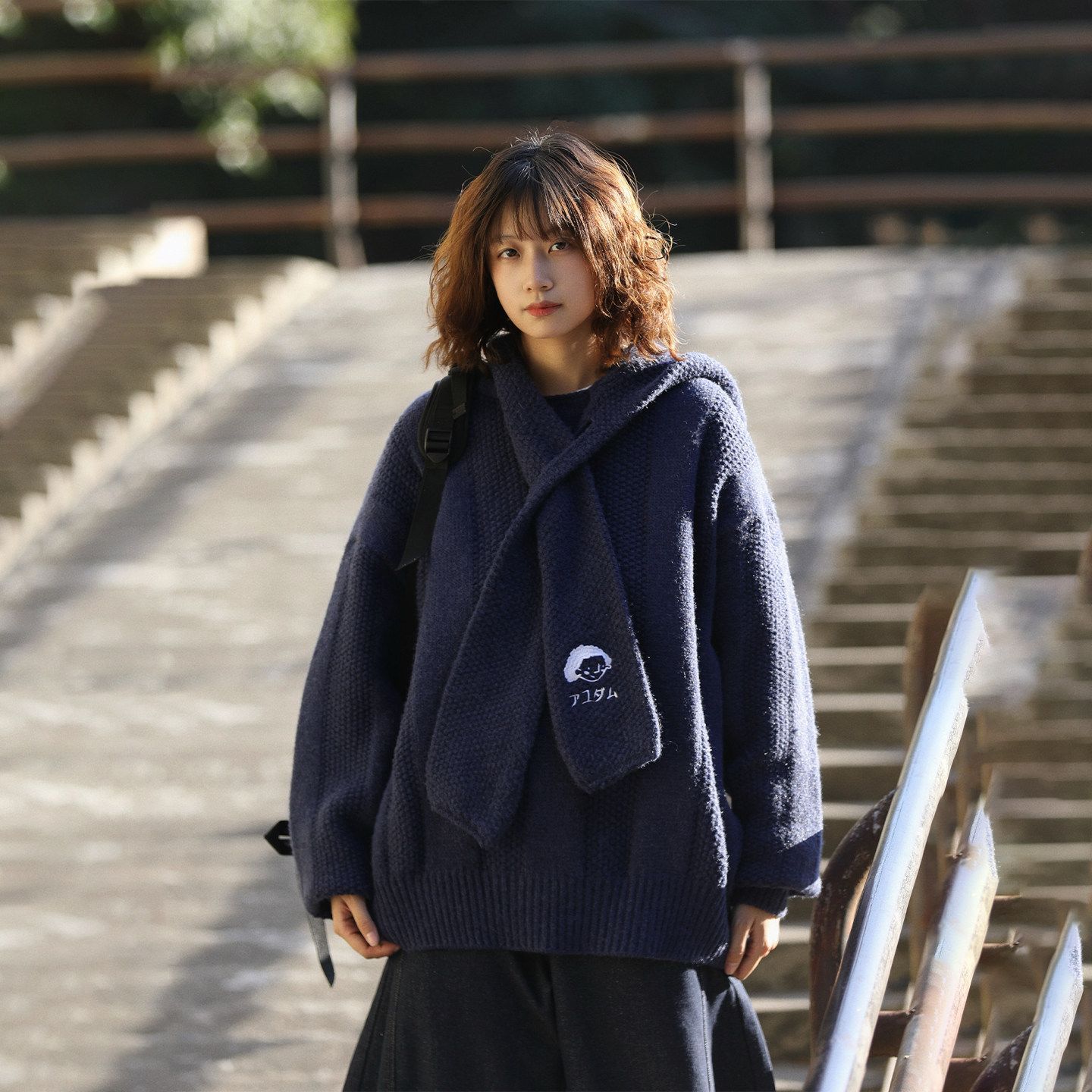 阿于呆原创连帽围巾一体保暖毛衣