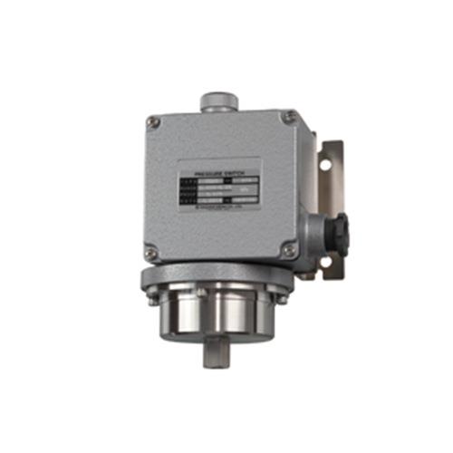 NKS压力开关 CR10-171-1A07 CR10-571-1A07 CR10-671 长野计器