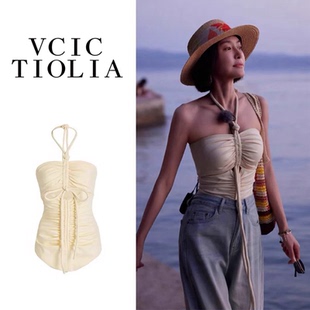 秦岚明星同款2026新款连体泳衣女士高级保守遮肉显瘦露背海边泳装