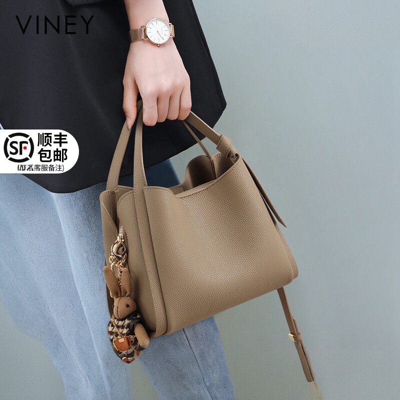Viney水桶包包2025新款真皮女包大容量手提单肩斜挎包2024通勤包