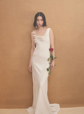 法式缎面轻婚纱白色高级感修身显瘦森系超仙女旅拍礼服吊带连衣裙