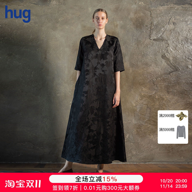 【UMAWANG】hug 2025早春新款复古刺绣短袖连衣裙