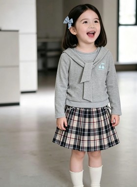 女童套装秋季新款海军领假两件灰色上衣T恤学院风格子百褶半身裙