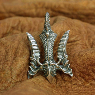 S925纯银海神三叉戟吊坠男个性胸坠朋克复古汽车钥匙挂件包包配饰