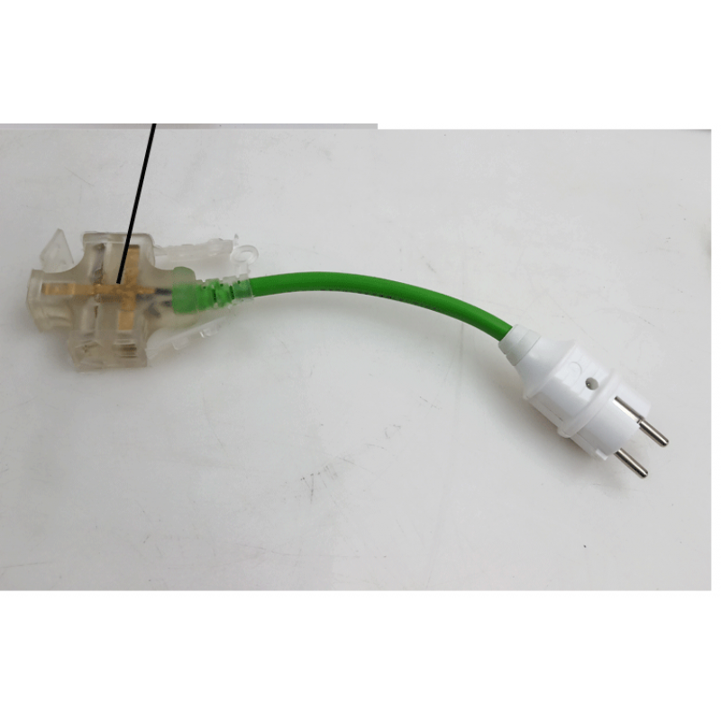婵筠汽油发电机插头2/3KW5KW8KW全铜美式欧式插座220V三孔插头接