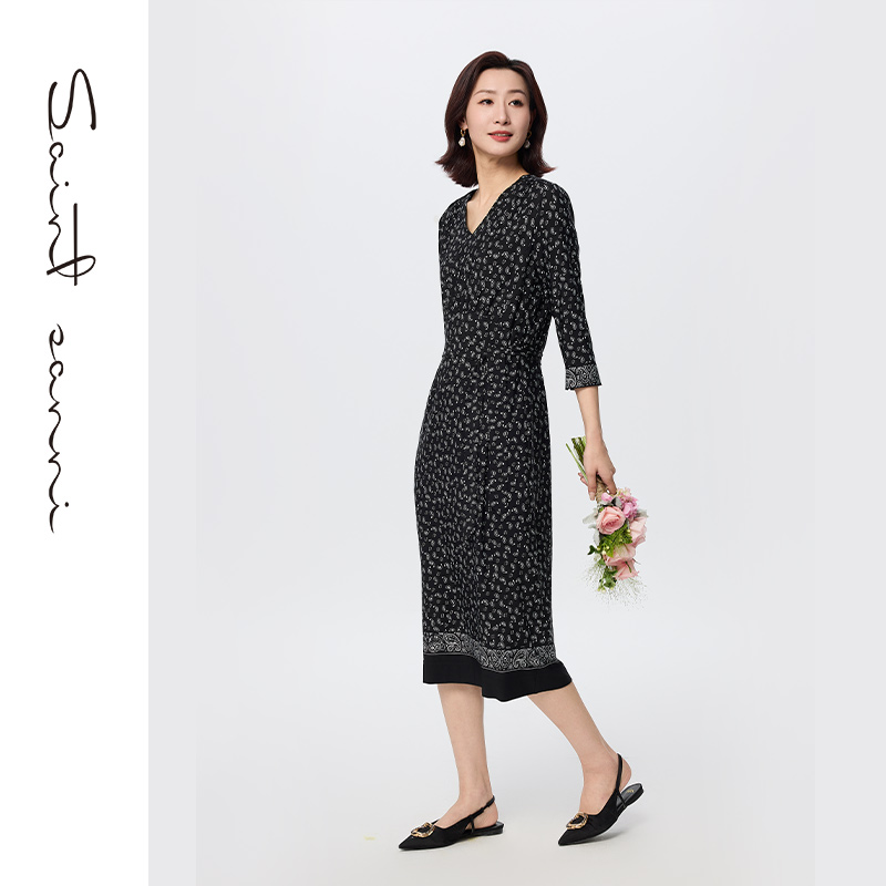 圣轩尼2025夏季新款女士连衣裙