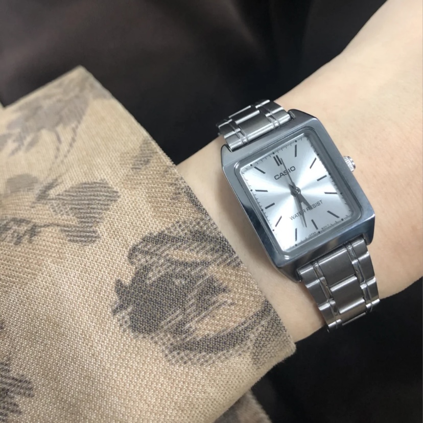 casio卡西欧手表ins风学生女ltp-v007d钢带复古防水指针表小方表