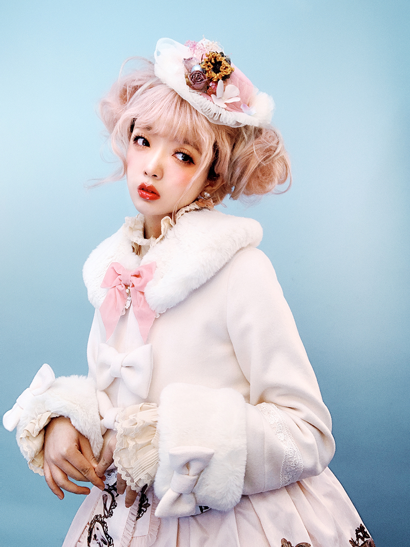 【全店清仓】【瑕疵b品】古早风lo花瓣领花瓣下摆外套