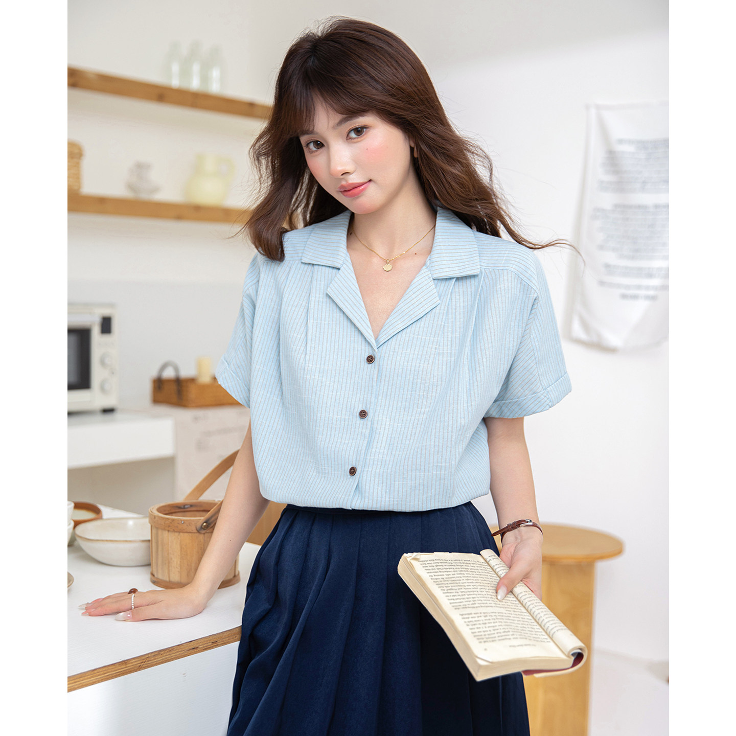西装领条纹蓝衬衫女短袖夏季复古