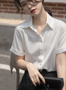 白色短袖衬衫女职业正装大学生面试小众法式上衣女夏气质缎面衬衣