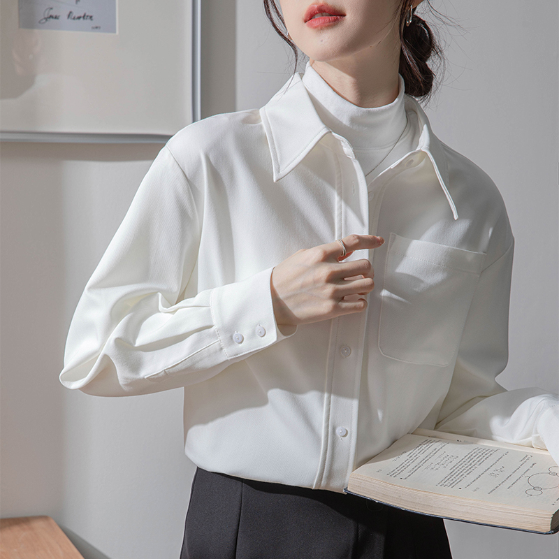 长袖叠穿衬衫个性穿搭