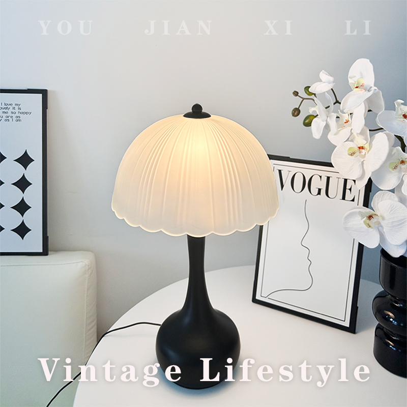 高级轻奢台灯复古奶油风床头台灯