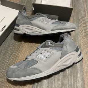正品Wtaps x New Balance Made in USA 990v2 水泥灰 M990WT2跑鞋