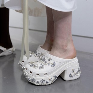 美国代购Simone Rocha x Crocs Siren卡骆驰联名走秀款珍珠洞洞鞋