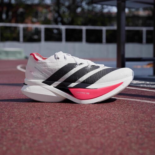 Adidas阿迪达斯低帮缓震碳板跑鞋