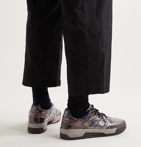 阿迪adidas三叶草设计师联名板鞋