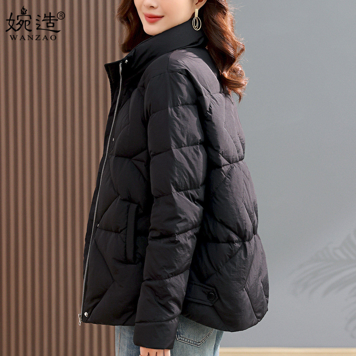 时尚立领短版羽绒衣女冬季2025新款中老年妈妈洋派保暖白鸭绒外套,女装/女士精品,羽绒服,淘宝优惠券,粉丝福利购,淘宝优惠卷