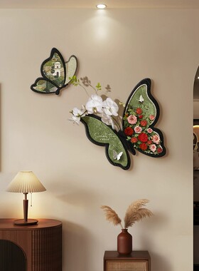 中古风蝴蝶餐厅装饰画2025新款双联创意壁饰客厅墙面挂件法式挂画