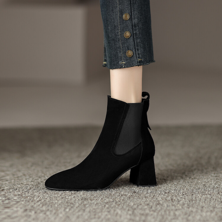 韩版新品女靴短靴41-43大码