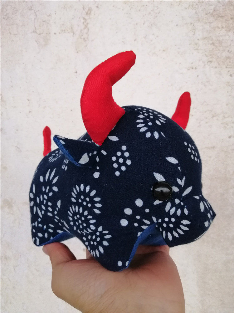 传统南通特产手工蓝印花布辛丑牛年吉祥物新中式装饰摆件新年礼物