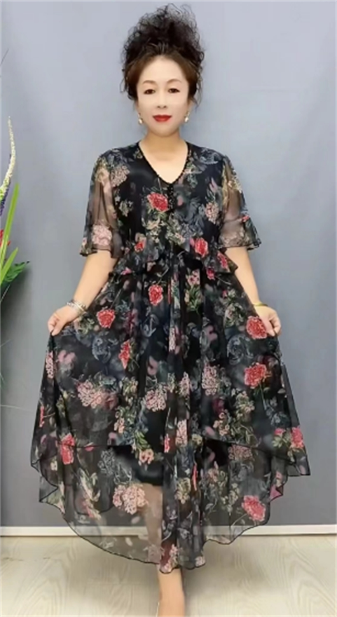 碎花裙蚕丝碎花洋气减龄