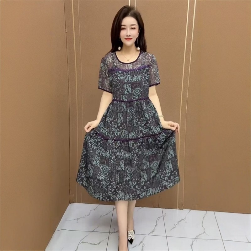 中年妈妈拼接碎花连衣裙宽松遮肚显瘦时尚洋气减龄百搭凉感中长裙
