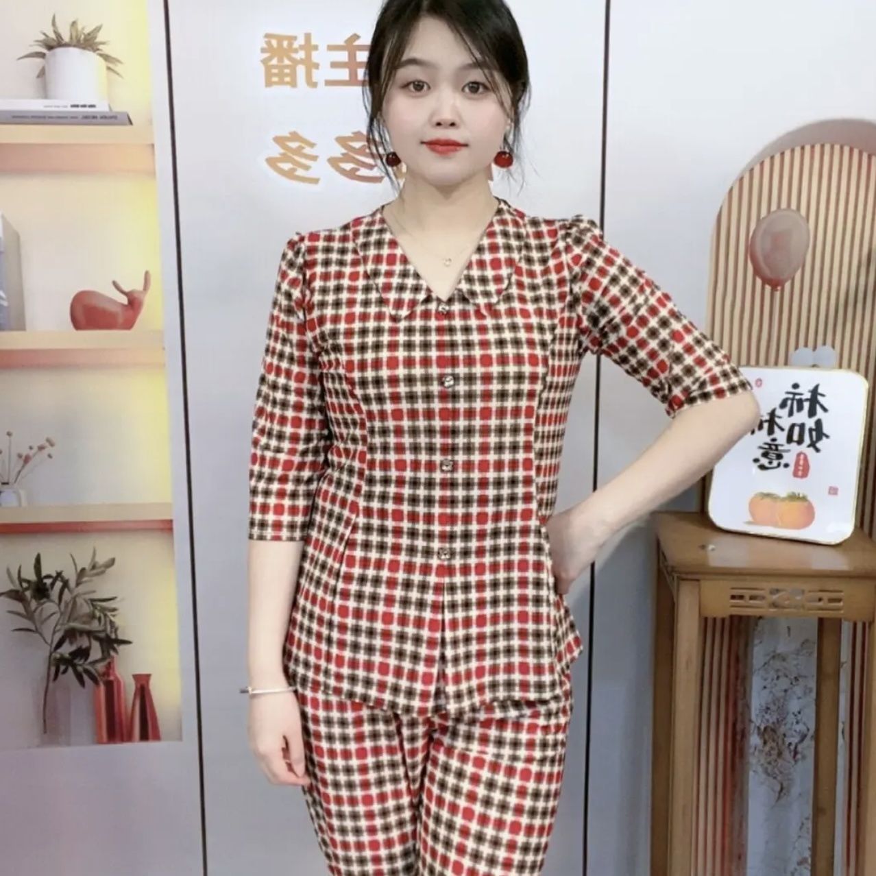 妈妈夏季新款格子中袖两件套中老年时尚洋气套装冰丝休闲减龄裤子