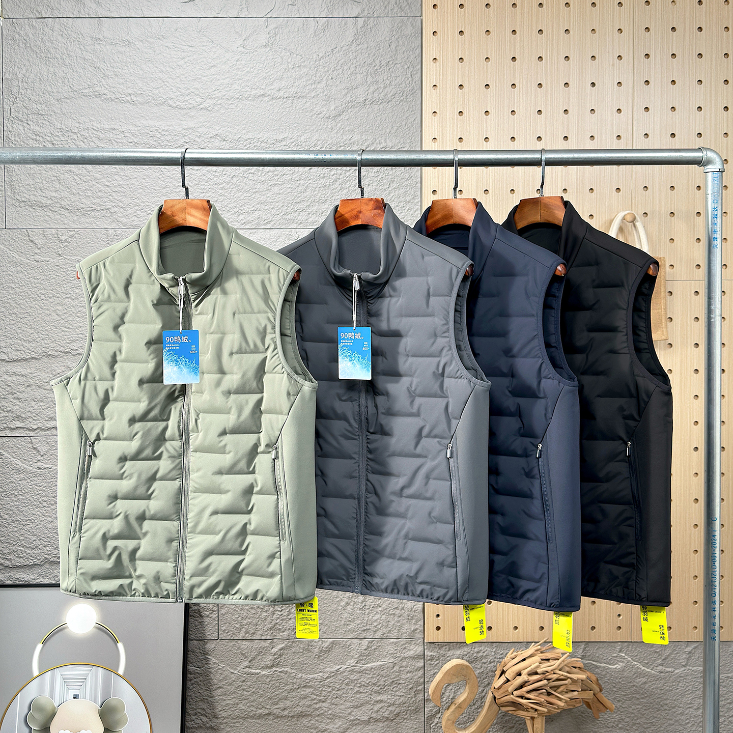 600高蓬松90鸭绒男保暖羽绒马甲