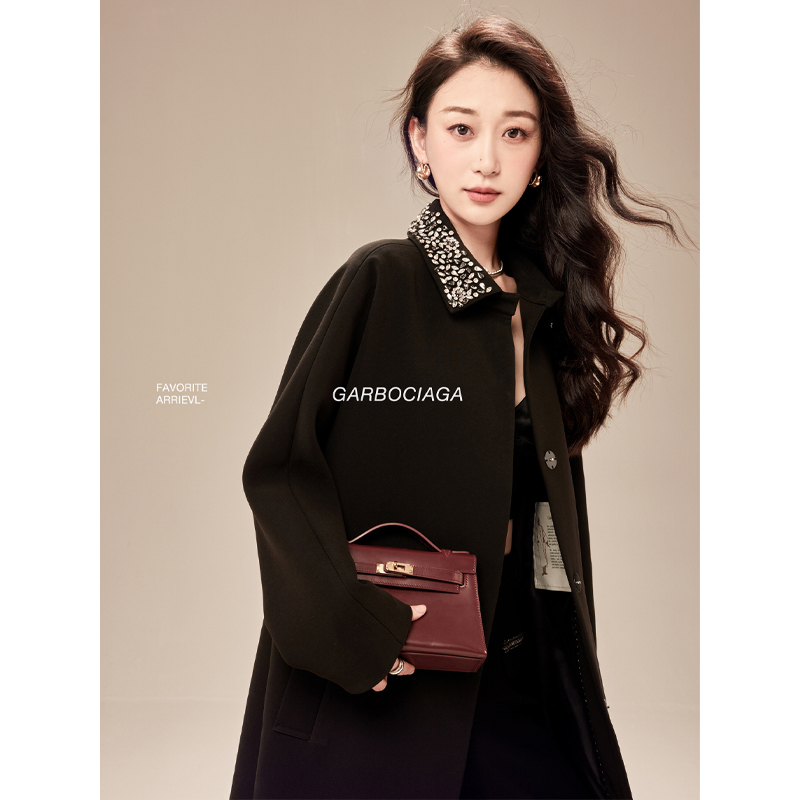 龙喜儿极简廓形重工钉珠风衣