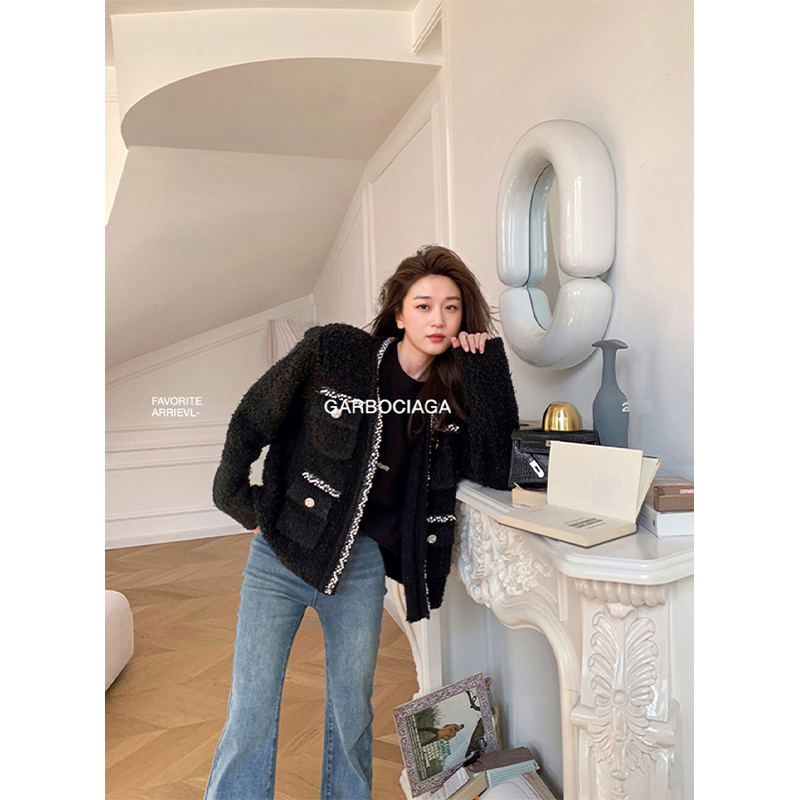 龙喜儿小香风短款羊毛珍珠短外套