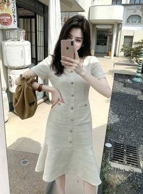 Garbociaga龙喜儿 南法大道 小香风肌理感显瘦方领鱼尾连衣裙6316