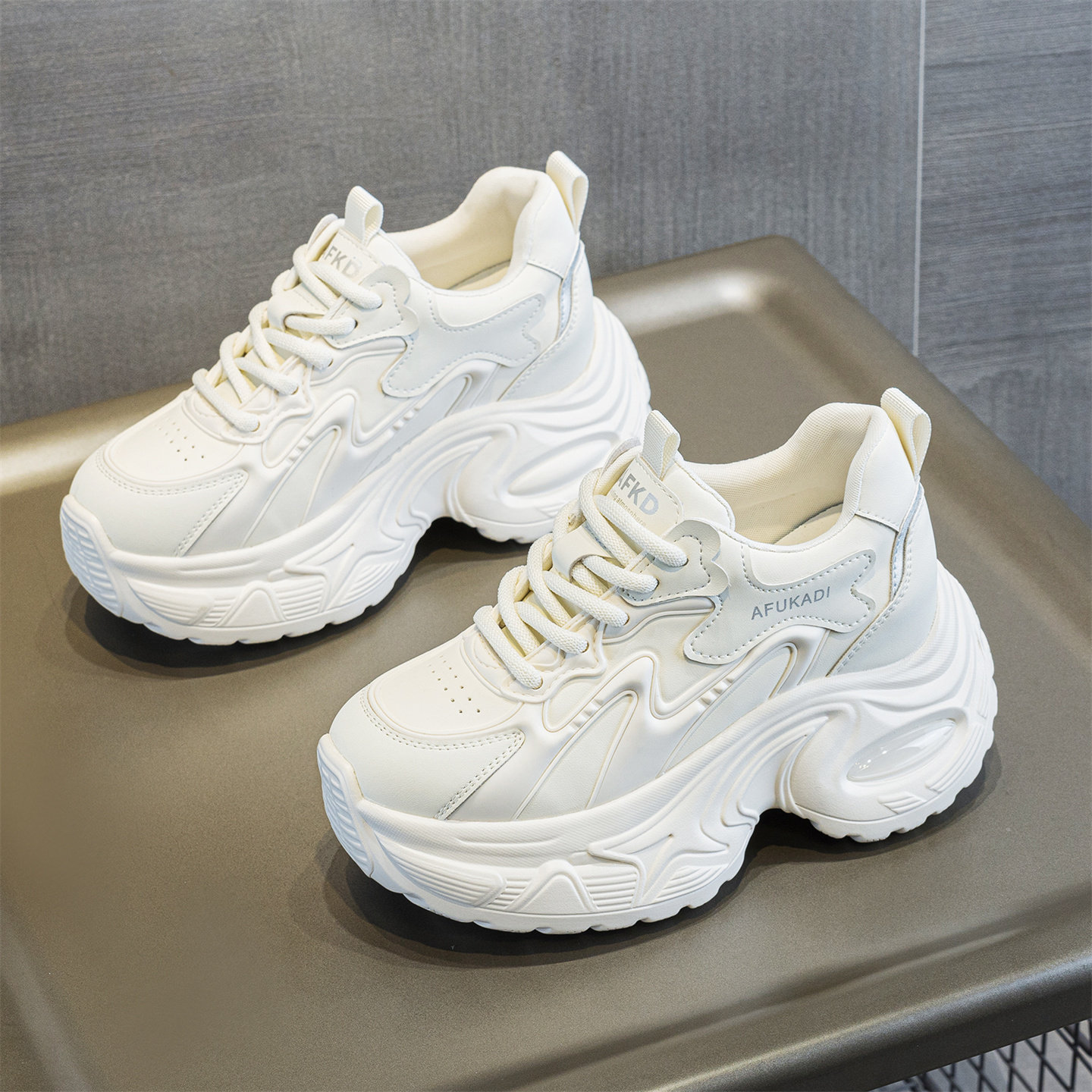 外贸工厂特价8CM厚底增高老爹鞋女春季休闲松糕小白鞋坡跟单鞋潮,女鞋,老爹鞋,淘宝优惠券,粉丝福利购,淘宝优惠卷