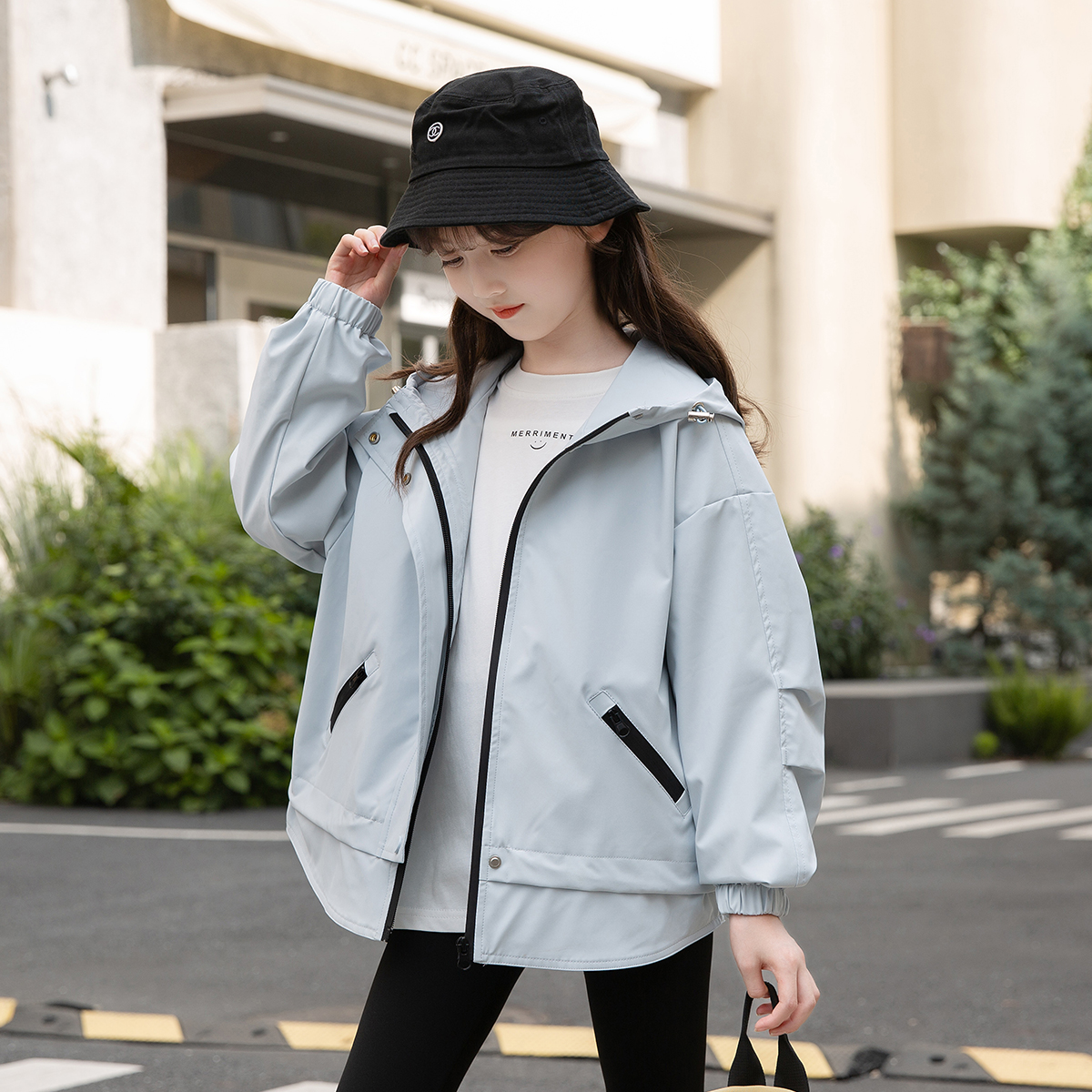 女童外套春秋款2025新款洋气儿童秋装冲锋衣中大童女孩秋季上衣潮