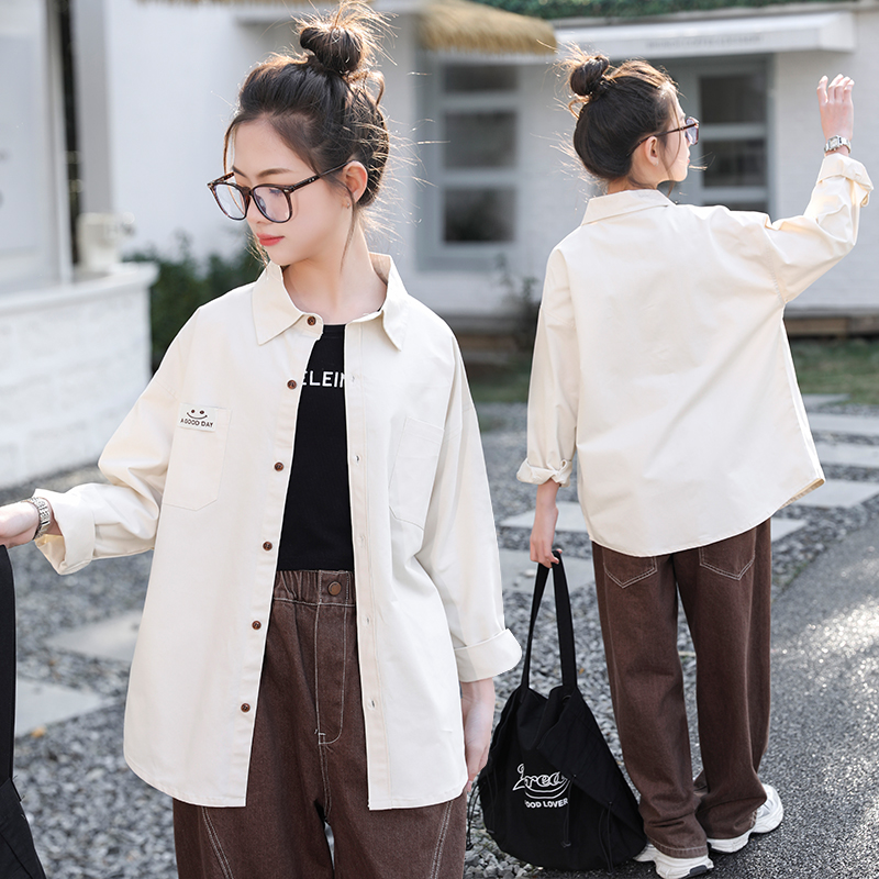 女童纯色长袖衬衫春秋2025新款韩版儿童宽松衬衣大童女孩洋气外套