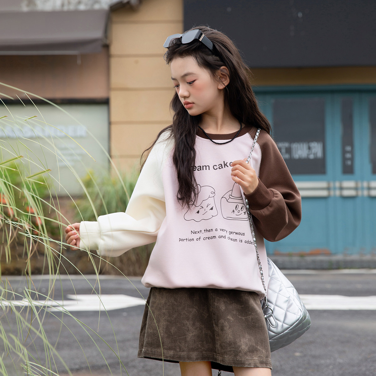 女童春秋卫衣2026新款儿童网红炸街上衣女孩大童春装洋气圆领衣服