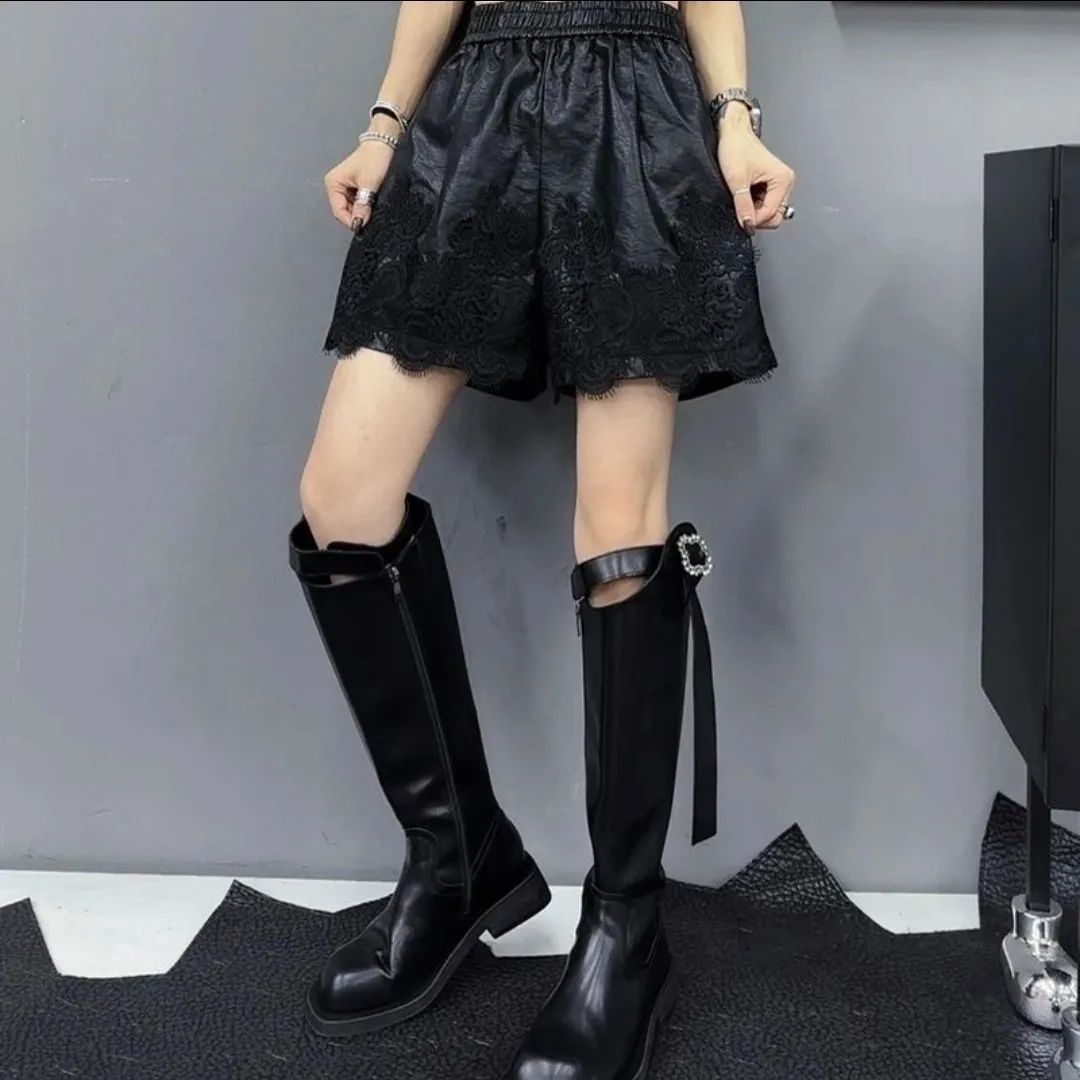 大码300斤胖妹妹蕾丝花边阔腿裤女秋冬宽松高腰加绒遮肉pu皮短裤2