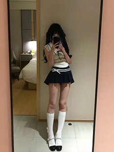 丹丹吃不饱 海盐奶冻 蝴蝶结针织衫上衣+百褶半身裙修身套装