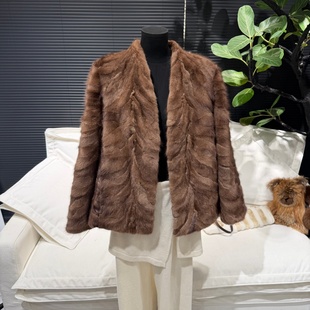 FUR 时光旅人 意大利人字纹复古轻奢进口水貂皮草V领外套