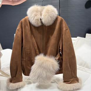 2025秋冬毛毛年轻款 狐狸毛皮草 女外套90鹅绒羽绒服 焦糖可颂
