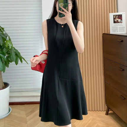 TH女装2026现货夏季经典三醋酯混纺不对称荷叶边连衣裙K0109607