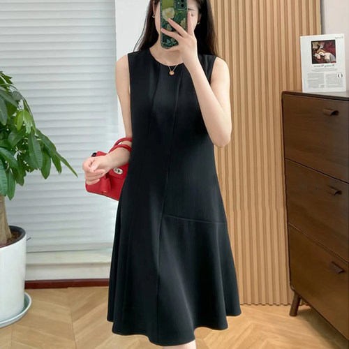 TH女装2026现货夏季经典三醋酯混纺不对称荷叶边连衣裙K0109607