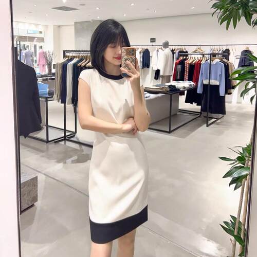TH女装2026夏季经典三醋酯混纺黑白拼接修身显瘦连衣裙M1109608