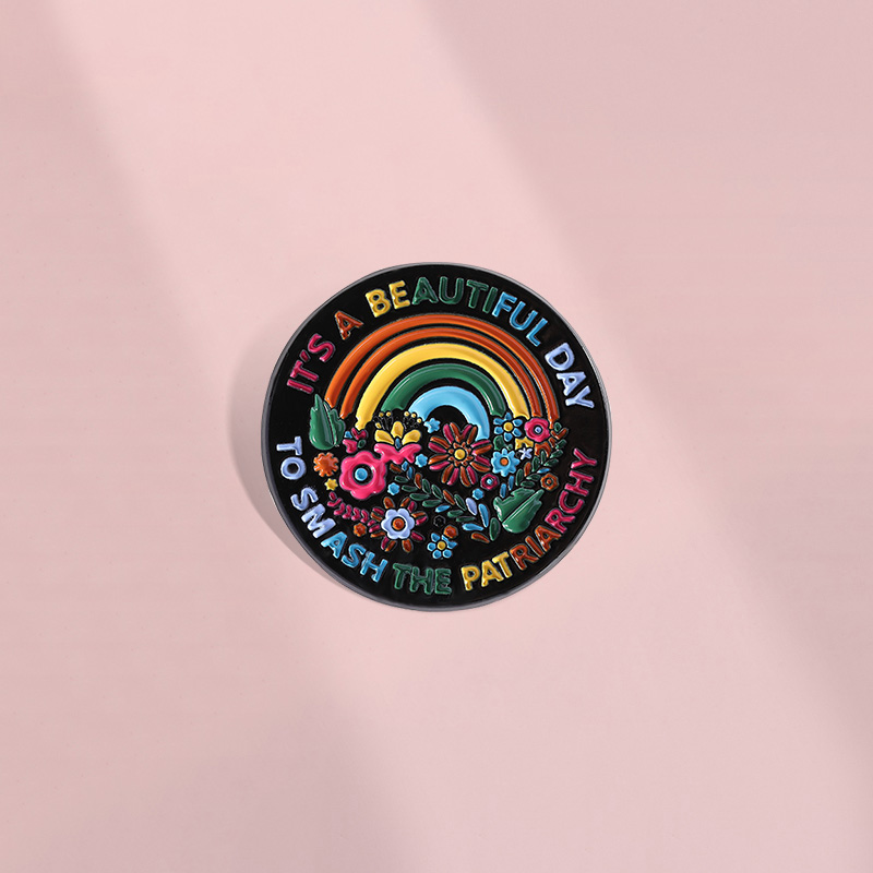 今天是打破父权制的好日子英文字母胸针金属徽章创意个性配饰勋章