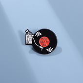 黑胶唱片胸针可爱卡通金属徽章创意衣服包包装 饰别针配饰笔袋挂件