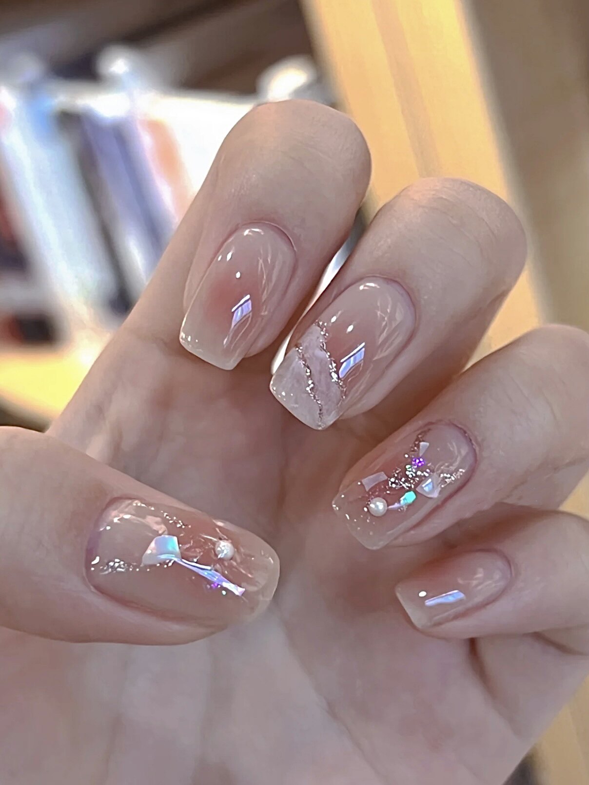 as nali腮红晕染温柔新娘穿戴甲富家千金裸色纯欲风美甲显白手工