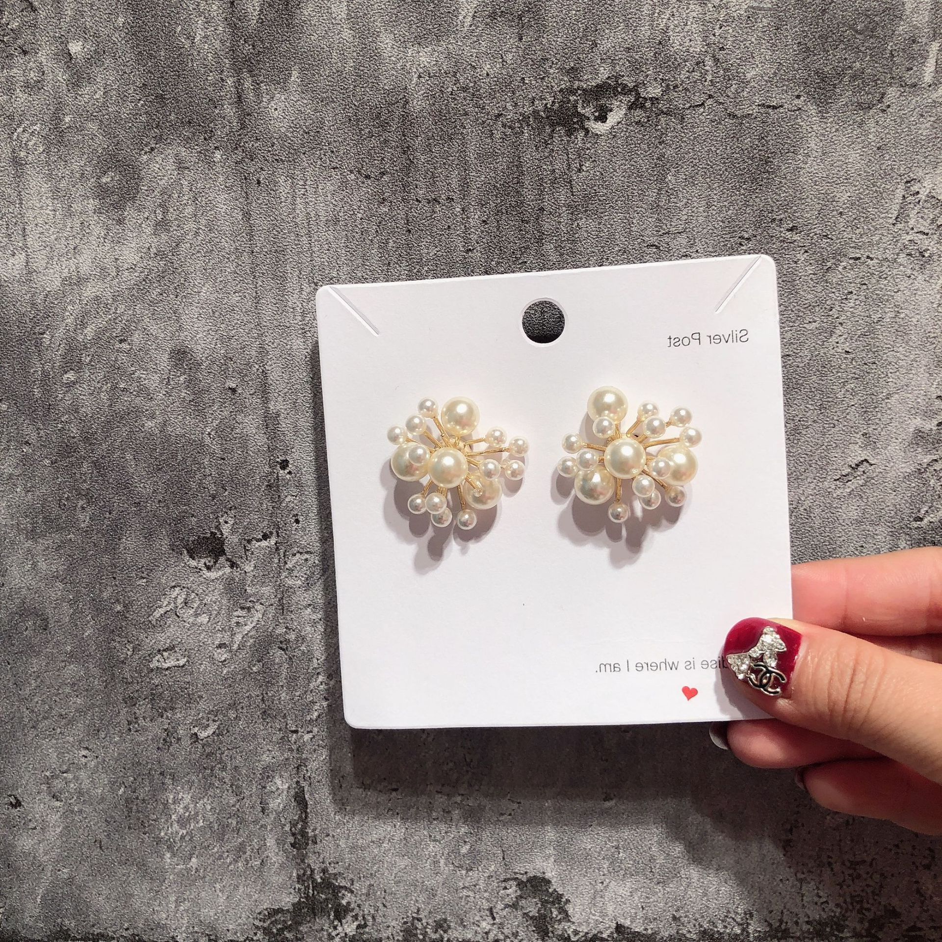 ins風 網紅同款簡約氣質耳環 太陽花個性放射狀珍珠耳釘925銀針女在類目 居家布藝, 靠墊/抱枕中 - 來自Buy2taobao.com提供專業的淘寶代購服務