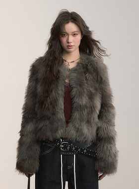 VIA PITTI 皮草环保时尚气质高级灰绿色外套2025秋季新款官方授权