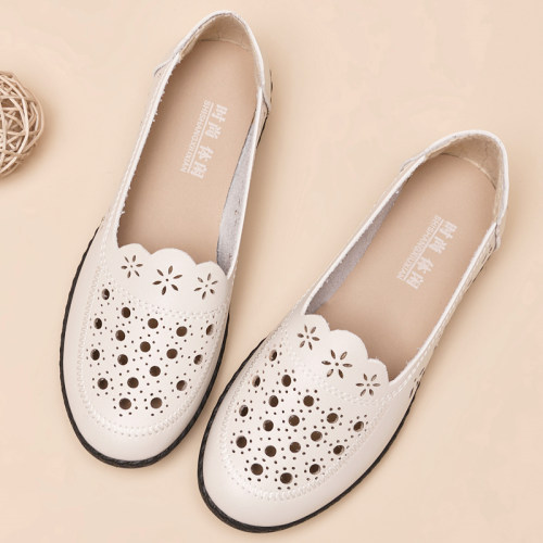 妈妈皮鞋2026新款女款真皮凉鞋牛筋底不累脚舒适洞洞夏季中老年人