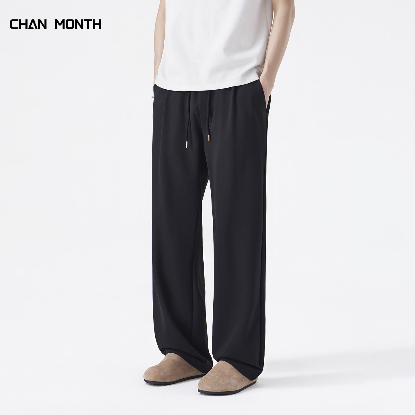 CHAN MONTH夏季黑色冰丝垂感休闲裤男宽松百搭直筒运动抽绳长裤子 - 实物图